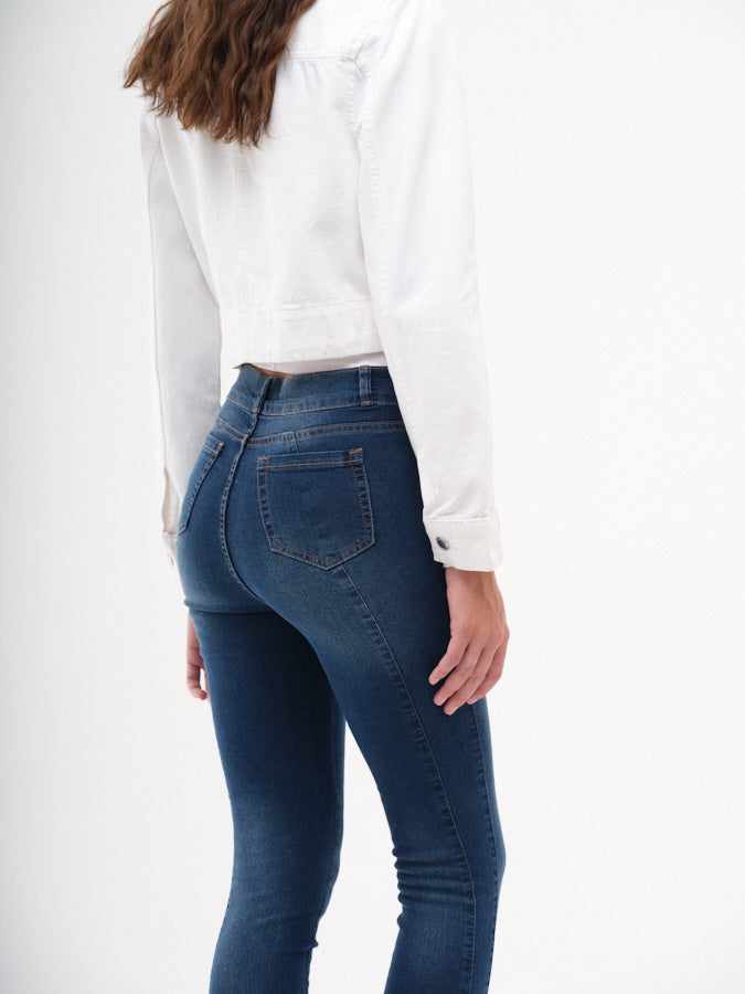 Fit Gallery Image