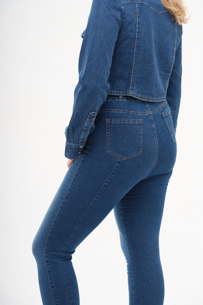 Fit Gallery Image
