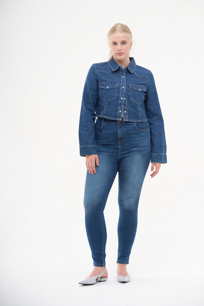 Fit Gallery Image