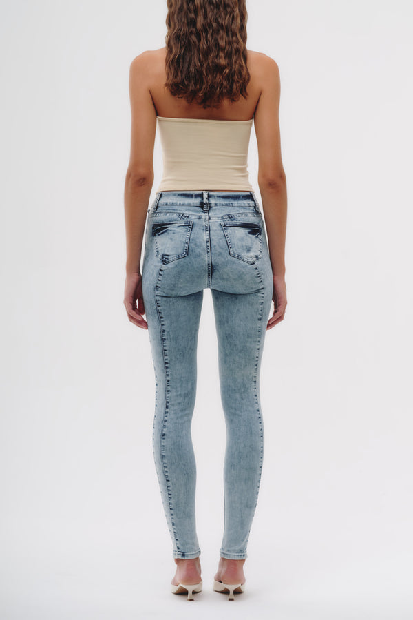 Skinny Jeans Tiro Medio - Blanco Nieve
