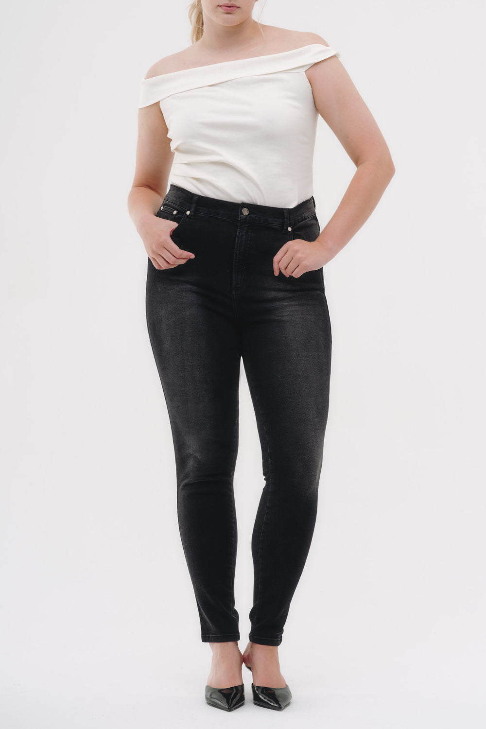 Skinny Jeans Curvy - Negro Carbón