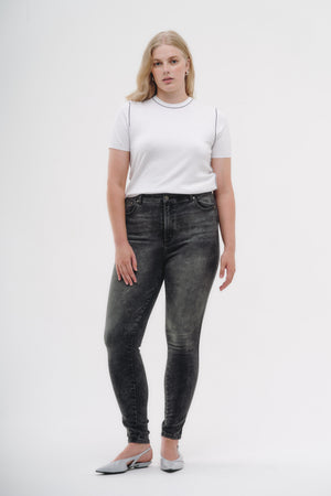 Skinny Jeans Curvy - Negro Lavado