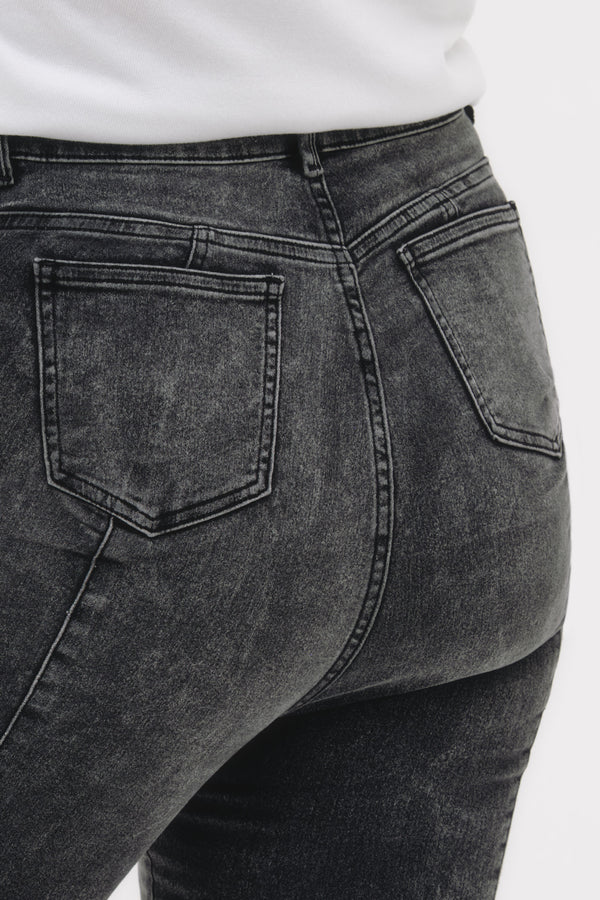 Skinny Jeans Curvy - Negro Lavado