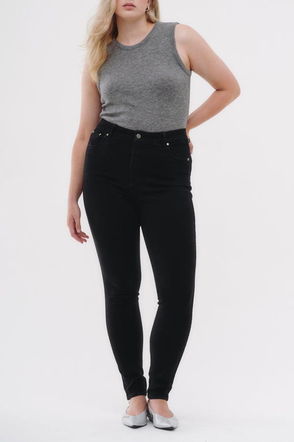 Skinny Jeans Curvy - Negro